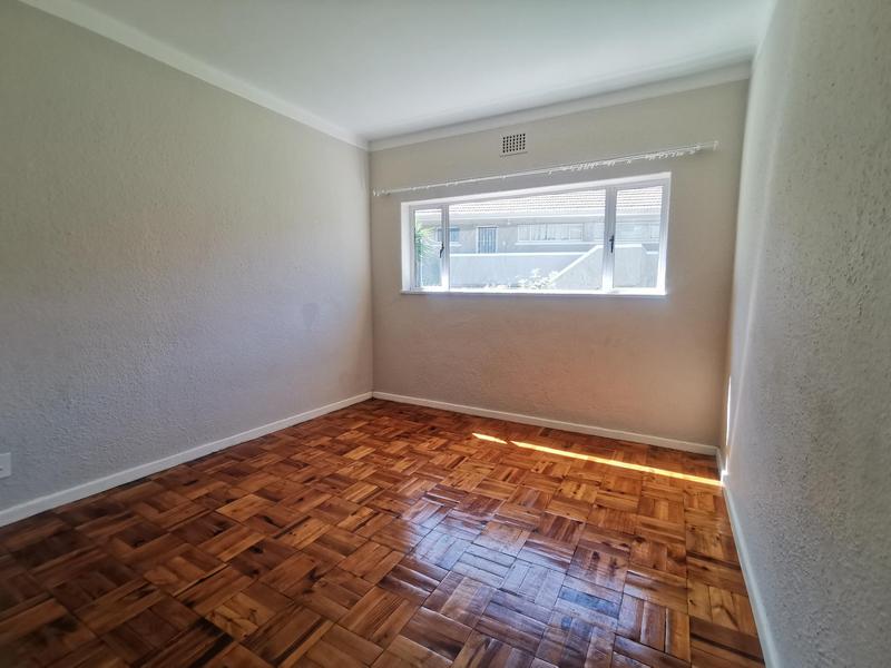 To Let 2 Bedroom Property for Rent in Vredehoek Western Cape